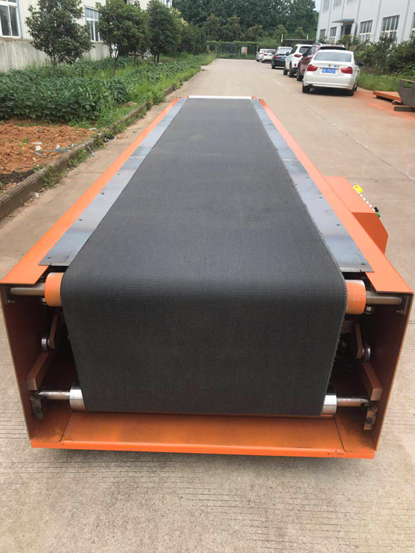 ������s�C